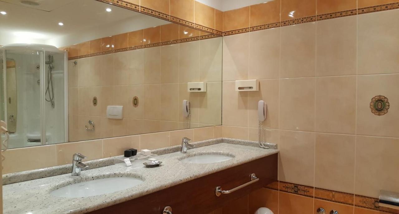 Hotel Meditur Bologna